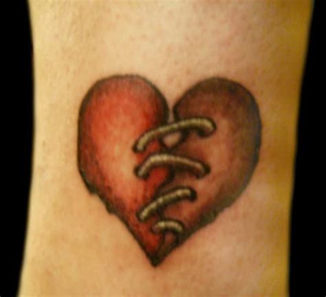 25 Exceptional Broken Heart Tattoos Slodive Broken Heart Tattoo Broken Tattoo Heart Tattoo