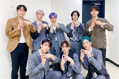 P1harmony 2021 new year's greeting message ▷official website. P1Harmony デビューアルバムショーケースを開催!CNBLUEカン・ミンヒョク、SF9インソンがMCを務め ...