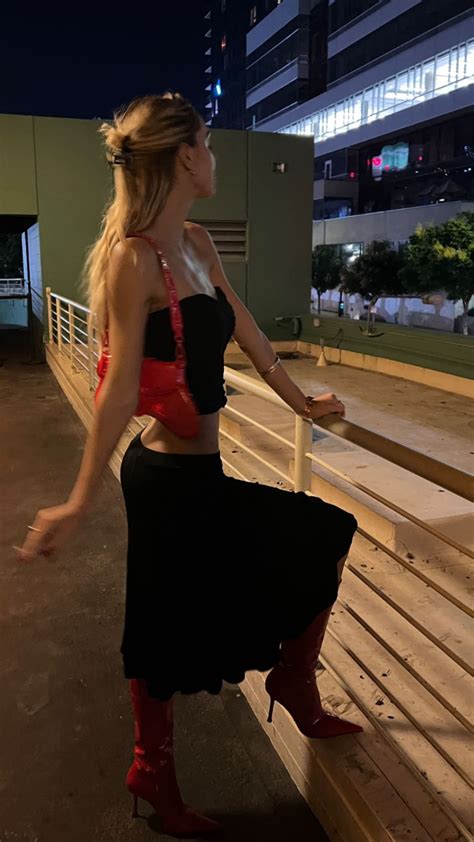 Alexis Ren 10062023 • Celebmafia