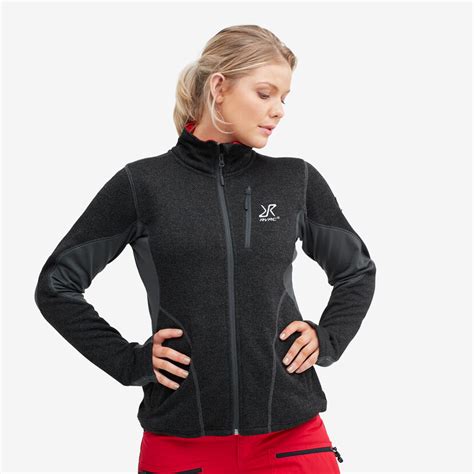 View latest posts and stories by @revolutionrace revolutionrace in instagram. Damen Fleece & Zwischenschicht | RevolutionRace