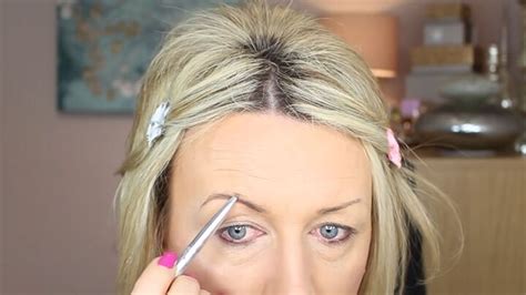How To Fix Over Plucked Eyebrows The Ultimate Routine For Thin Brows Upstyle