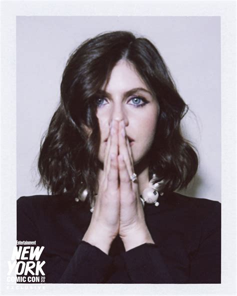 Alexandra Daddario – NYCC 2022 Portrait • CelebMafia