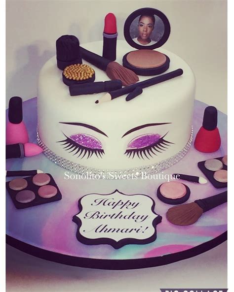 See more ideas about makeup birthday cakes, cupcake cakes, make up cake. Makeup and lashes cake (With images) | Make up cake ...