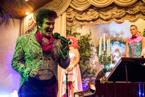 Las Vegas Chapel Does ‘rocky Horror ‘star Trek Elvis Weddings — Video Life
