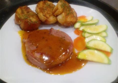 Una receta muy vistosa, muy fácil y lo más importante, deliciosa. Medallon de Atún en Salsa Mostaza-Miel Receta de ...