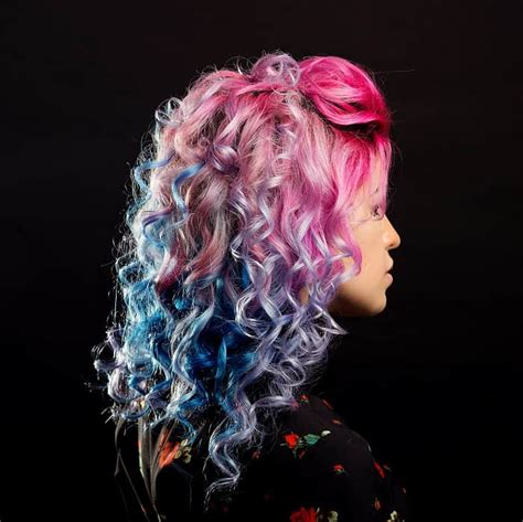 33 Trendiest Ombre Looks For Curly Hair In 2024