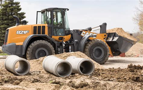 Case Compact Wheel Loaders Summarized — 2018 Spec Guide Compact