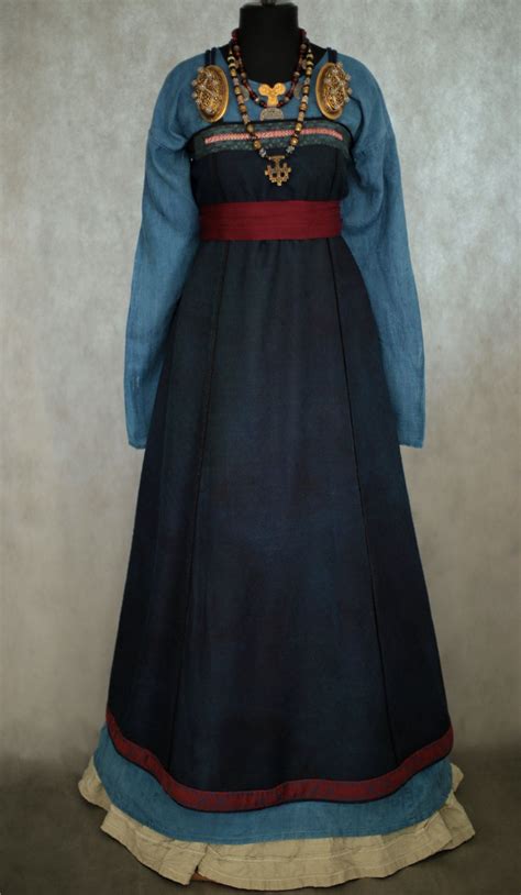 pin-by-savelyeva-ekaterina-on-historical-costumes-of-my-work-scottish