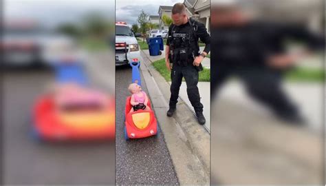 video police officer dad pulls over adorable 10 month old daughter