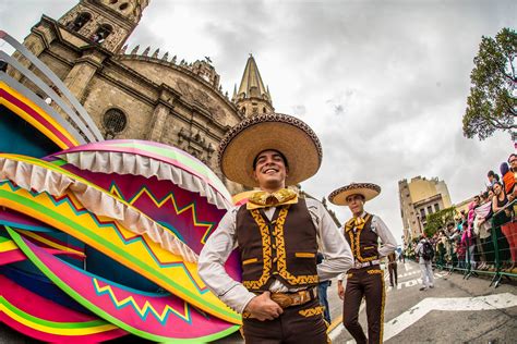 L'octubre centre de cultura contemporània inicia la nova temporada d'activitats amb una ferma aposta pel panorama musical valencià. Fiestas de Octubre 2019 in Mexico - Dates & Map