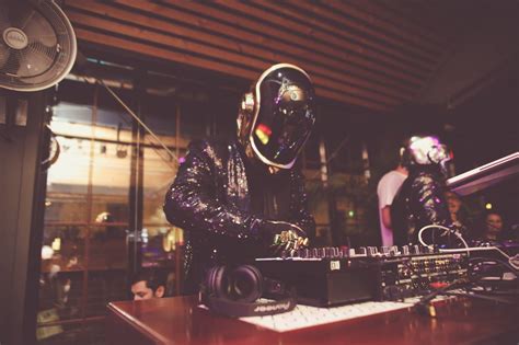 Bu da sisyphos'un varoluş sebebidir aslında. Daft Punk im Sisyphos Berlin | Technocity.Berlin