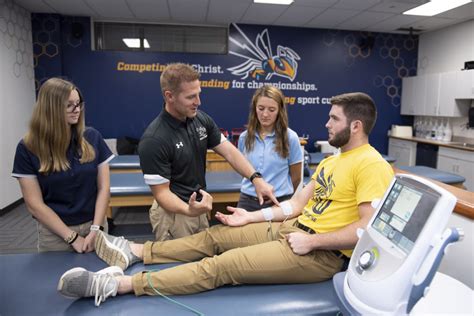 Role Of Athletic Trainers Spotlighted After Saving Players Life Baptist Press