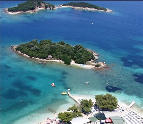Das landhaus hat fantastische seeansichten und nur 100 meter weg von dem strand. Isole e spiagge di Ksamil - Albania Turismo