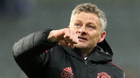 Ole gunnar solskjær takes over at cardiff city & spurs top united: Solskjaer: I think Man Utd can win every single game ...