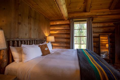 Two Bedroom Cabins Devils Thumb Ranch