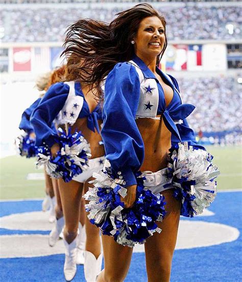 Dallas cowboys cheerleaders 692 gifs. Dallas Cowboys Cheerleaders | Gridiron Experts