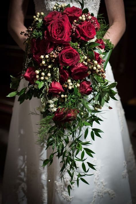 Red Wedding Bouquets Bridalbouqets Red Bouquet Wedding Flower