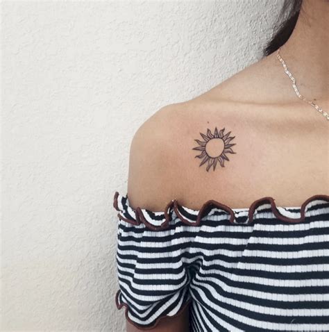 53 Cute Sun Tattoos Ideas For Men And Women Idei Tatuaje Tatuaje