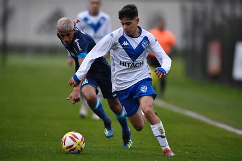 La historia de vélez sarsfield. Destaque na base do Vélez Sarsfield, brasileiro fatura a ...