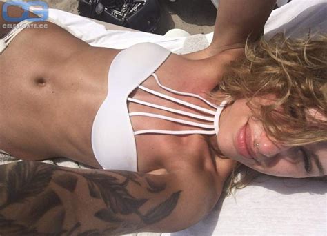 Liza Waschke Nackt Bilder Onlyfans Leaks Playboy Fotos Sex Szene