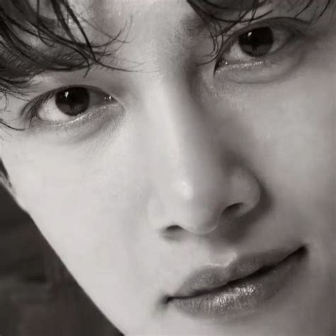 Why are kim yoo jung and ji chang wook so close? Ji Chang Wook 💕 on Instagram: "Spring 2020 CK CALVIN KLEIN ...