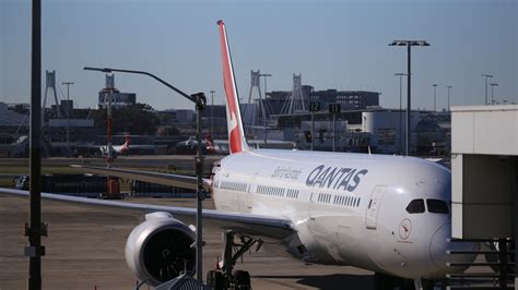Qantas Plans December Restart For International Services Flights To Us Uk Could Be First To
