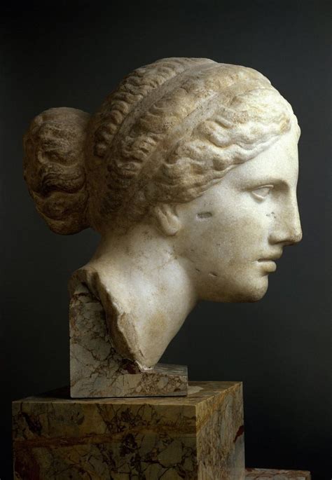 Aphrodite De Cnides By Praxiteles Roman Sculpture Ancient Greek