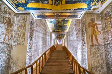 Private Guided Tour To Valley Of The Kings Luxor Travels