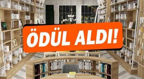 Kahverengi tonların baskın olduğu bir kapak tasarımı var kitabın. Kepez'in Cemil Meriç Kitaplığı ödüllendirildi! - BELEDİYE ...
