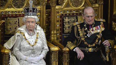 How much is the crown of england worth? How much is Queen Elizabeth II worth in the era of the ...
