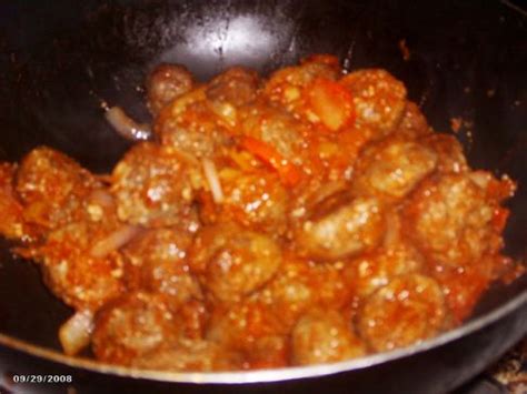 This recipe uses sneaky oats instead of breadcrumbs for a leaner version. Aidells Chicken Meatballs Recipes | SparkRecipes