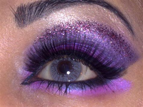 Love Makeup Safira Purple Glitter Makeup Look