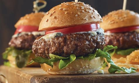 When it comes to meals to make with ground beef, the recipe possibilities are endless. 8 (2 oz.) Ground Beef Sliders | Beef sliders, Yummy ...