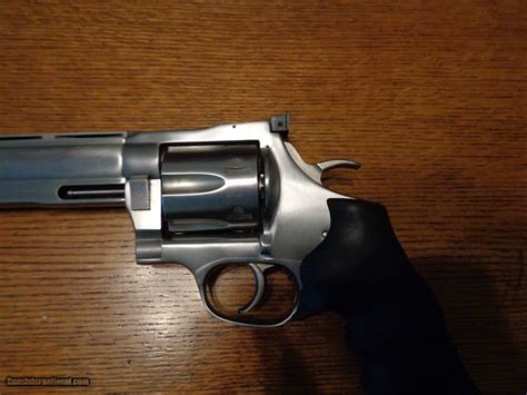 Dan Wesson 44 Mag Stainless Steel Near New