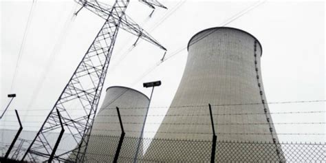Reaktor nuklir digunakan untuk banyak tujuan seperti reaktor nuklir indonesia berada di: Rusia Bakal Bangun Reaktor Nuklir di Serpong | Dream.co.id