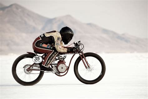 Photographing The World Land Speed Record Setters At The Bonneville