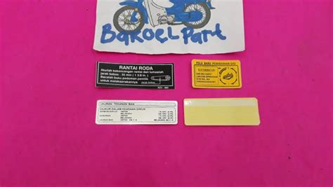 Modifikasi astrea grand tahun 1994 berkonsep choppy cub nambah kesan klasik awalnya sepeda motor honda grand keluaran tahun 1994 miliknya ini foto honda gl modif cb. 20+ Inspirasi Posisi Stiker Pelengkap Honda C700 Original ...