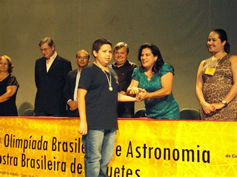 A maior olimpíada do brasil. Escola Municipal Dona Alexandrina: DIA 24/11 HOUVE A ...