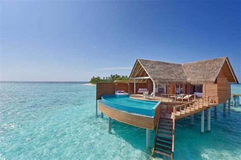 20 Luxurious Beach Resorts In Maldives For The Best Views And Hospitality