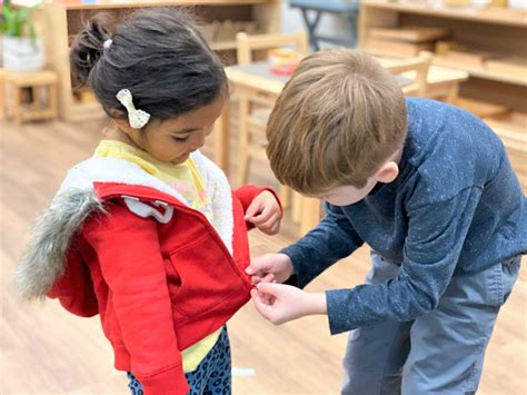 Multi Age Classrooms A Hallmark Of Montessori