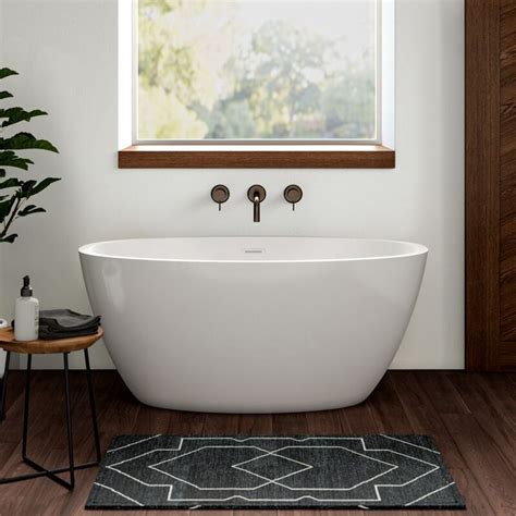 10 Small Freestanding Bath Tub