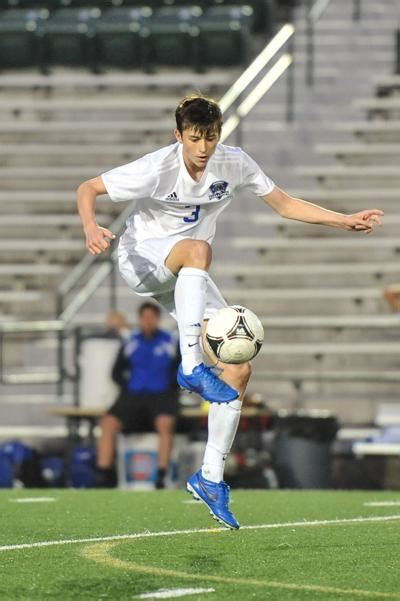 Mesquite Isd Boys Soccer Roundup Host North Mesquite Defends Home Turf