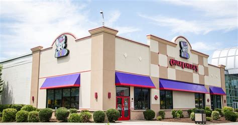 Chuck E Cheeses Unveils New Modern Style Design