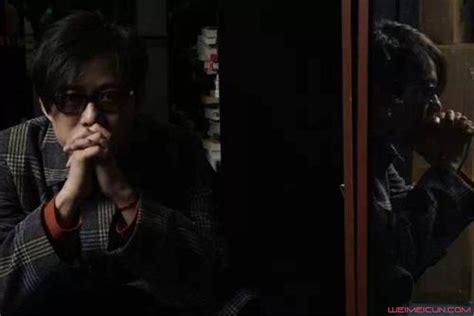 Listen to 黃耀明&達明一派 31混音下集 by tarry yue for free. 黄耀明为什么不爱林夕? 黄耀明一句话带过撇开所有的感情