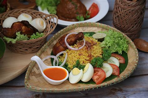 2 sudu kecil serbuk kari ayam/daging. Nasi Khao Mok Kai ~ Resepi Terbaik