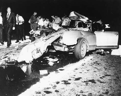 Jayne Mansfields Death And The True Story Of Her Car Crash
