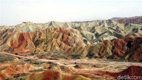 Mengapa isa datang ke dunia? Fakta-fakta Gunung Pelangi di China yang Disebut dalam Al ...