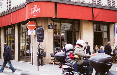 Chez Jeannette Rue Du Faubourg Saint Denis Paris - Best bars in Paris: Get ready to mingle in the French capital | momomdo