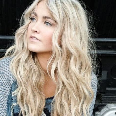 Step By Step The Ultimate Beach Waves The Curling Iron Method