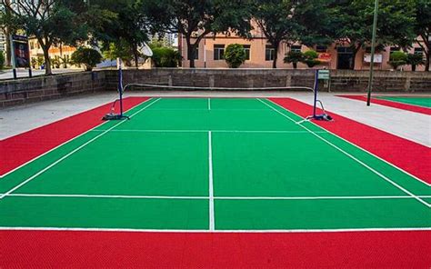 What Kind Of Floor Material Is Usually Used For Badminton Courts
